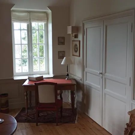 Chateau Des Boulais דירה Saint-Martin-le-Bouillant
